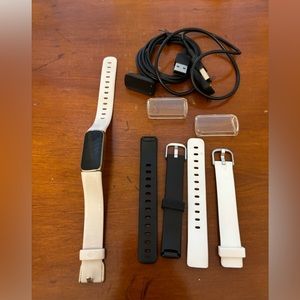 Fitbit Luxe